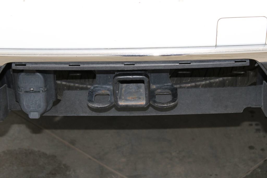 Used 2023 Chevrolet Suburban Premier image 17