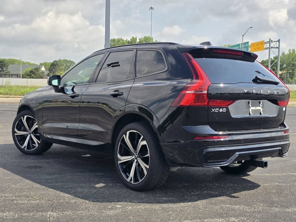 Used 2023 Volvo XC60 T8 Ultimate AWD/4WD image 14