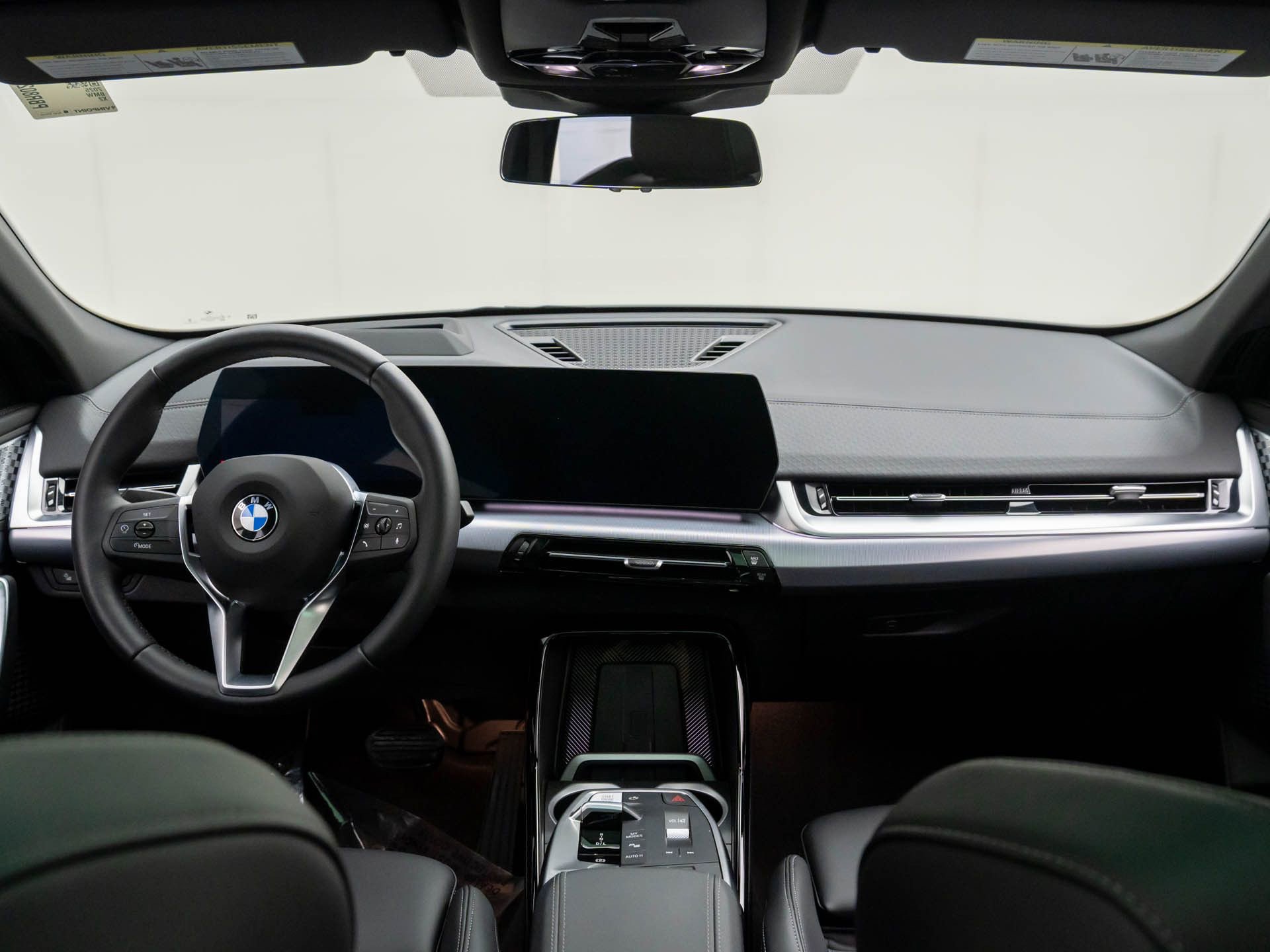 Certified 2025 BMW X2 xDrive28i w/ Premium Package image 10