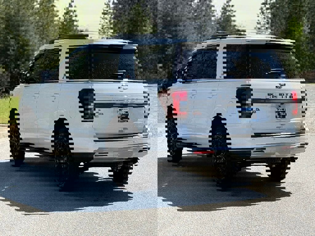 Certified 2022 Ford Expedition Timberline image 15