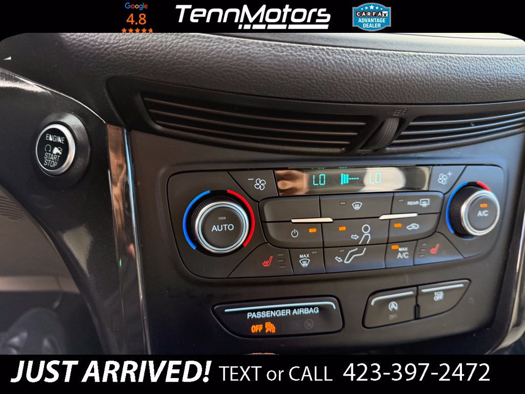 Used 2017 Ford Escape Titanium AWD/4WD image 22