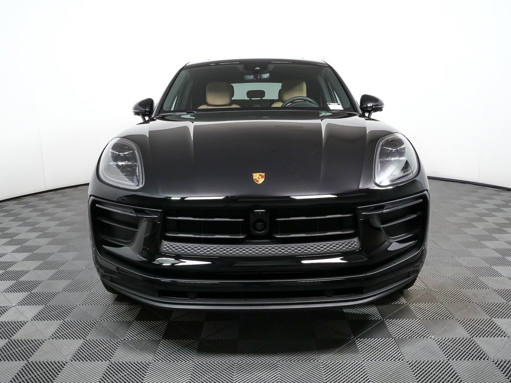 New 2026 Porsche Macan image 37