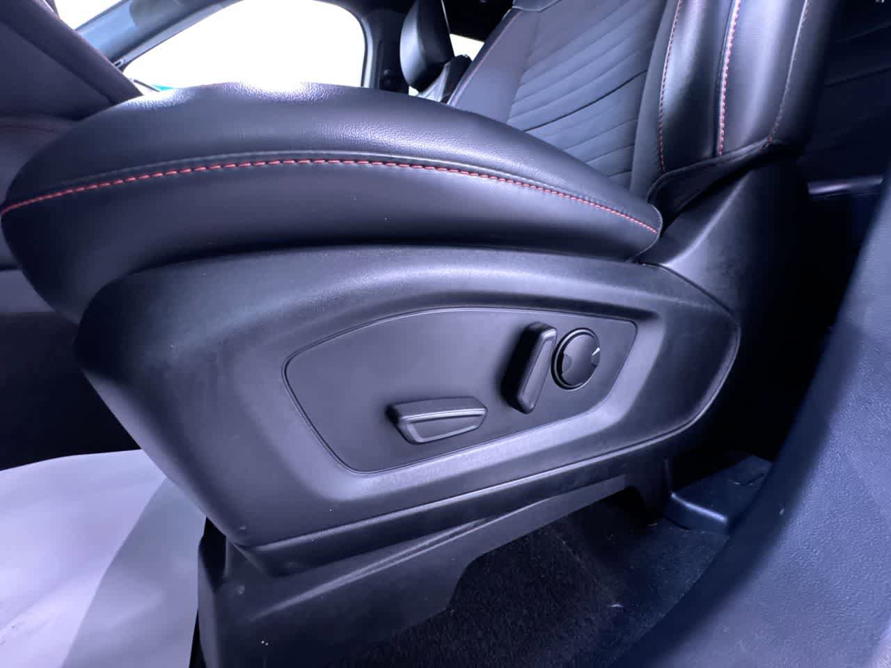 Used 2025 Ford Explorer ST-Line w/ ST-Line Street Pack AWD/4WD image 13