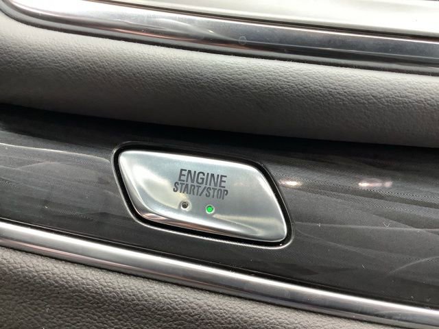 Used 2022 Buick Enclave Essence w/ Sport Touring Edition image 37