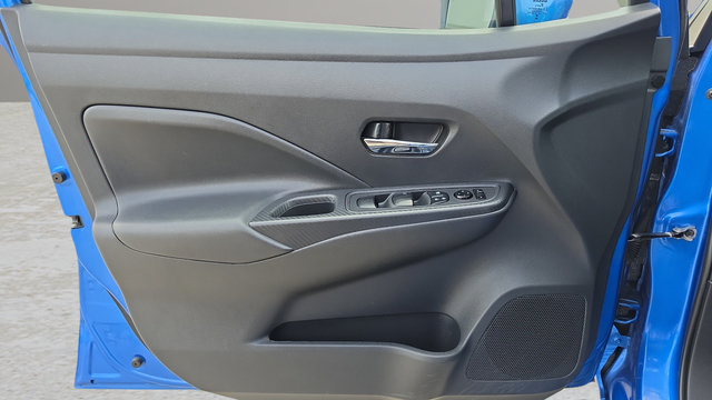 Used 2024 Nissan Versa SV FWD image 39