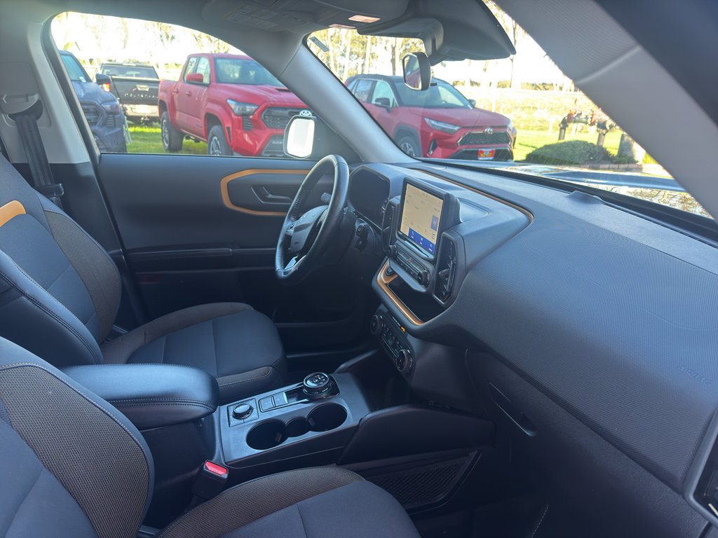 Used 2023 Ford Bronco Sport Badlands image 17