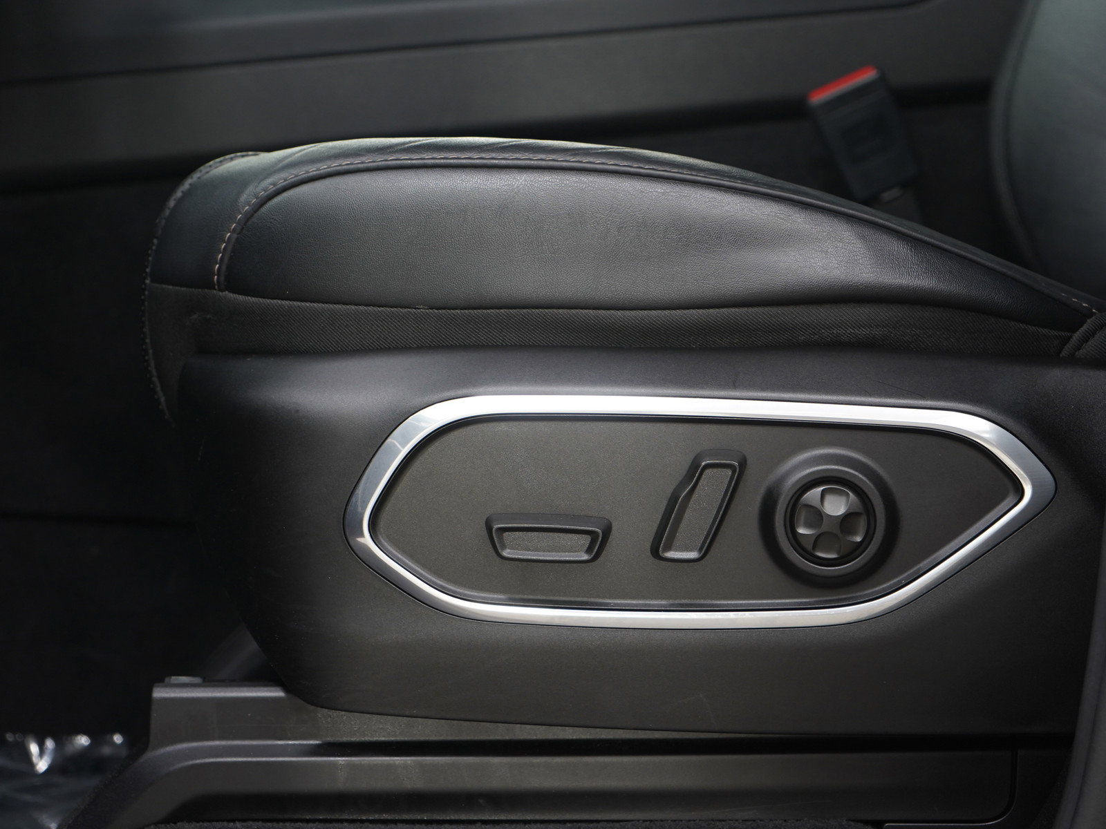 Used 2022 Jeep Wagoneer Series III w/ Convenience Group I image 28