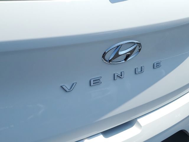 New 2026 Hyundai Venue SEL FWD image 7