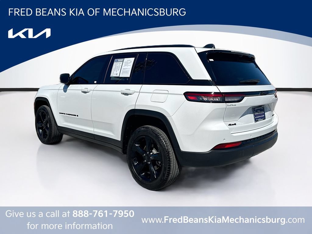 Used 2025 Jeep Grand Cherokee Limited w/ Luxury Tech Group II AWD/4WD image 5