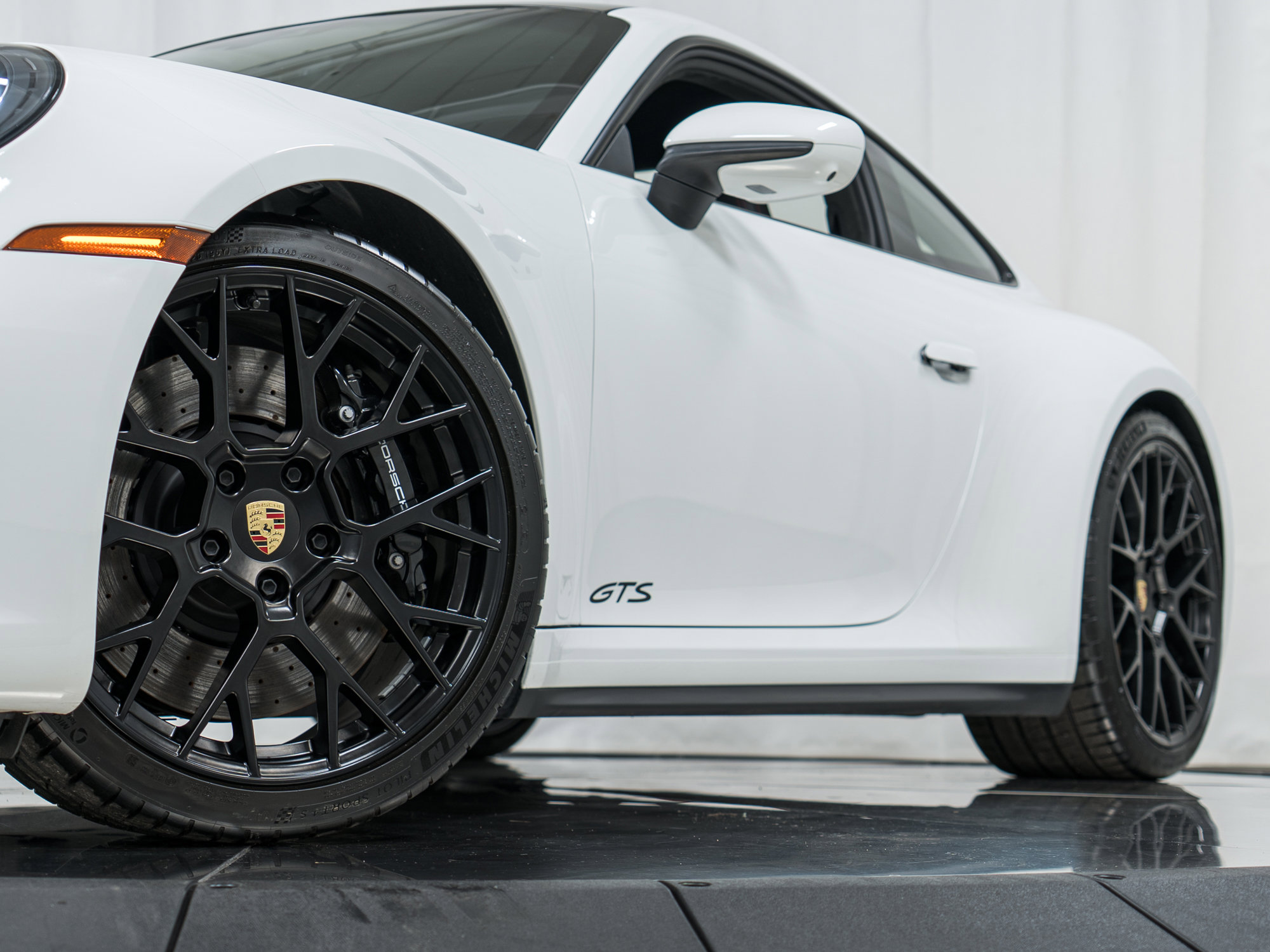 Certified 2024 Porsche 911 Carrera GTS image 35