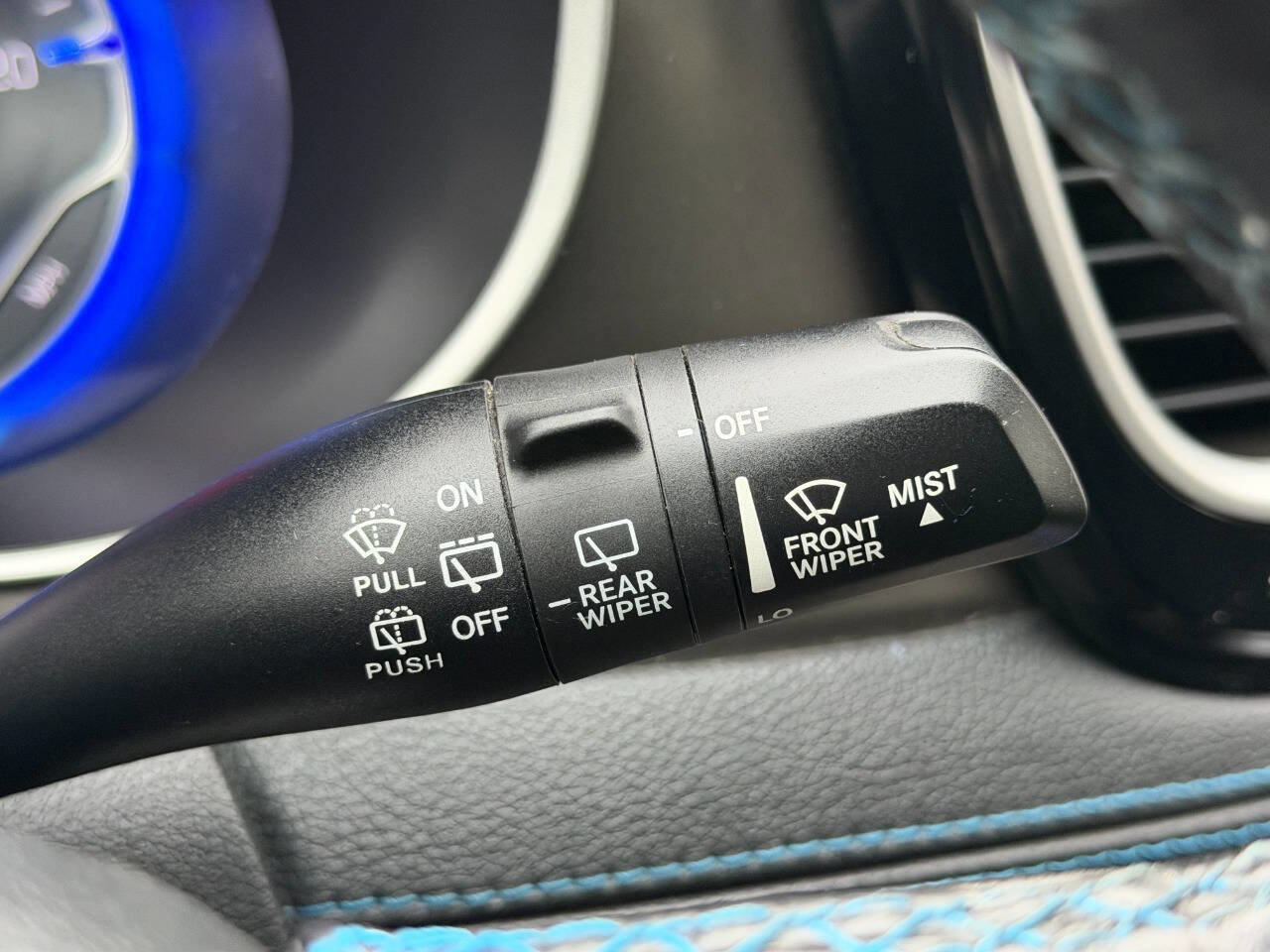 Used 2021 Chrysler Pacifica Touring w/ Cold Weather Group image 37