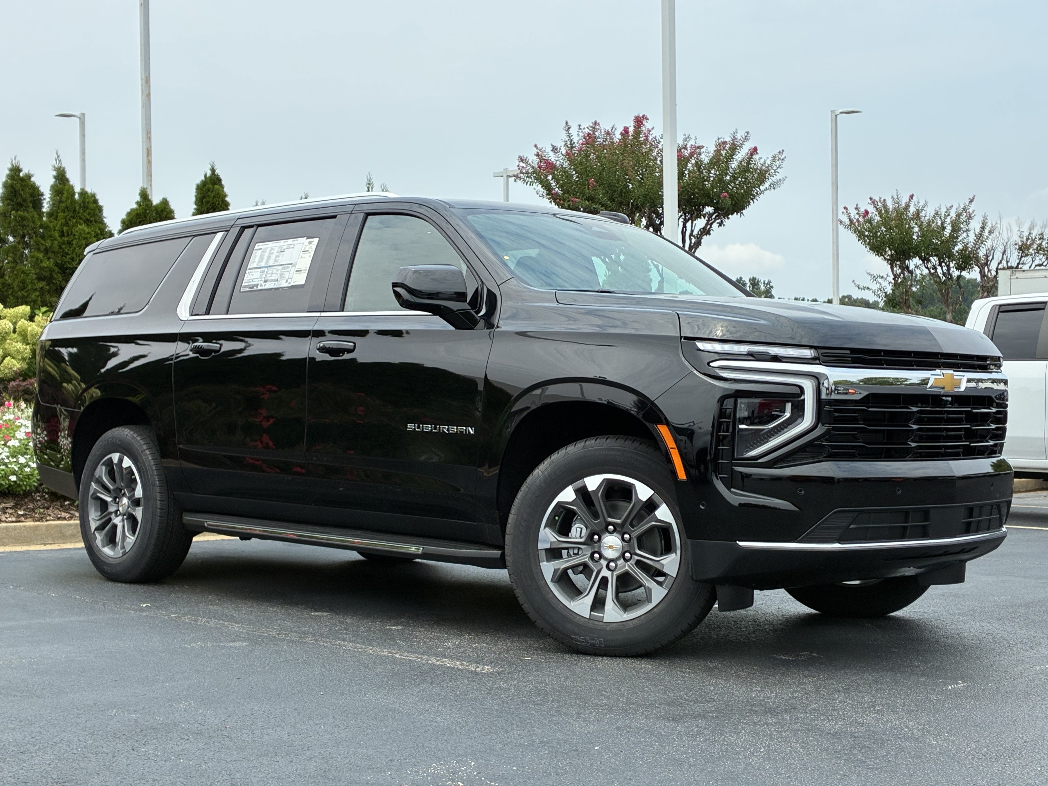 New 2026 Chevrolet Suburban LS w/ Max Trailering Package RWD image 2