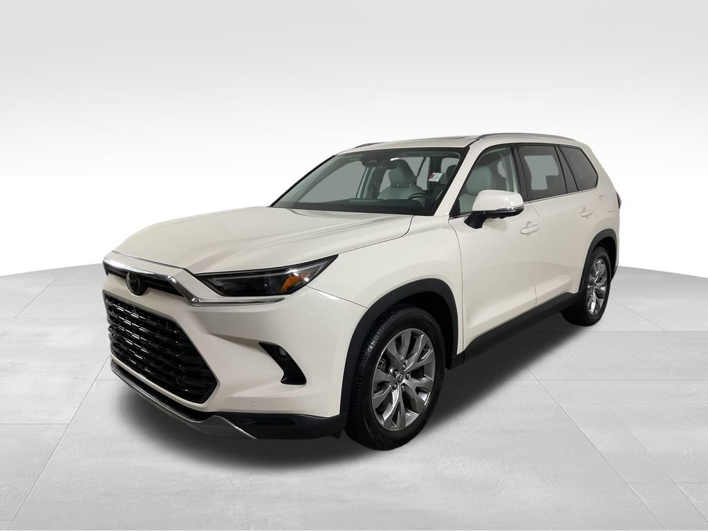 Used 2024 Toyota Grand Highlander AWD image 4
