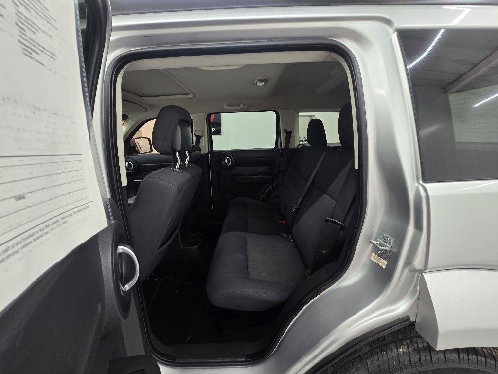 Used 2011 Dodge Nitro Heat RWD image 14