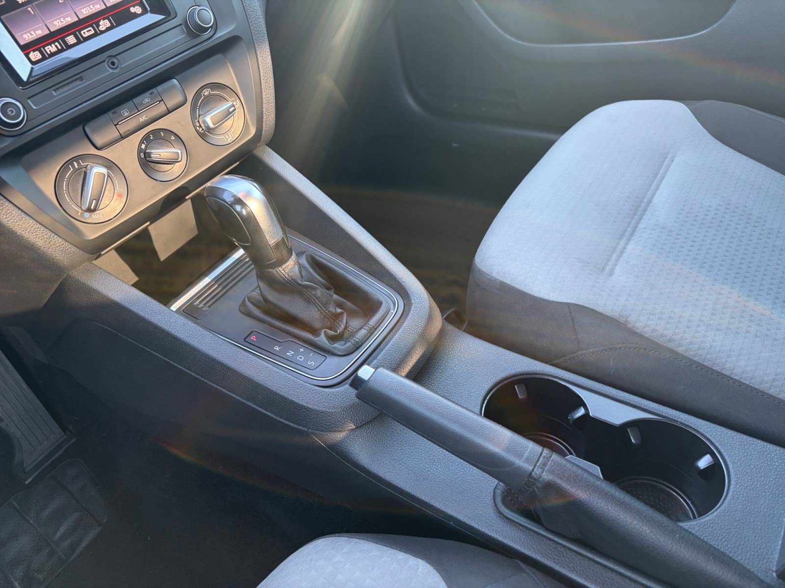 Used 2018 Volkswagen Jetta S FWD image 22
