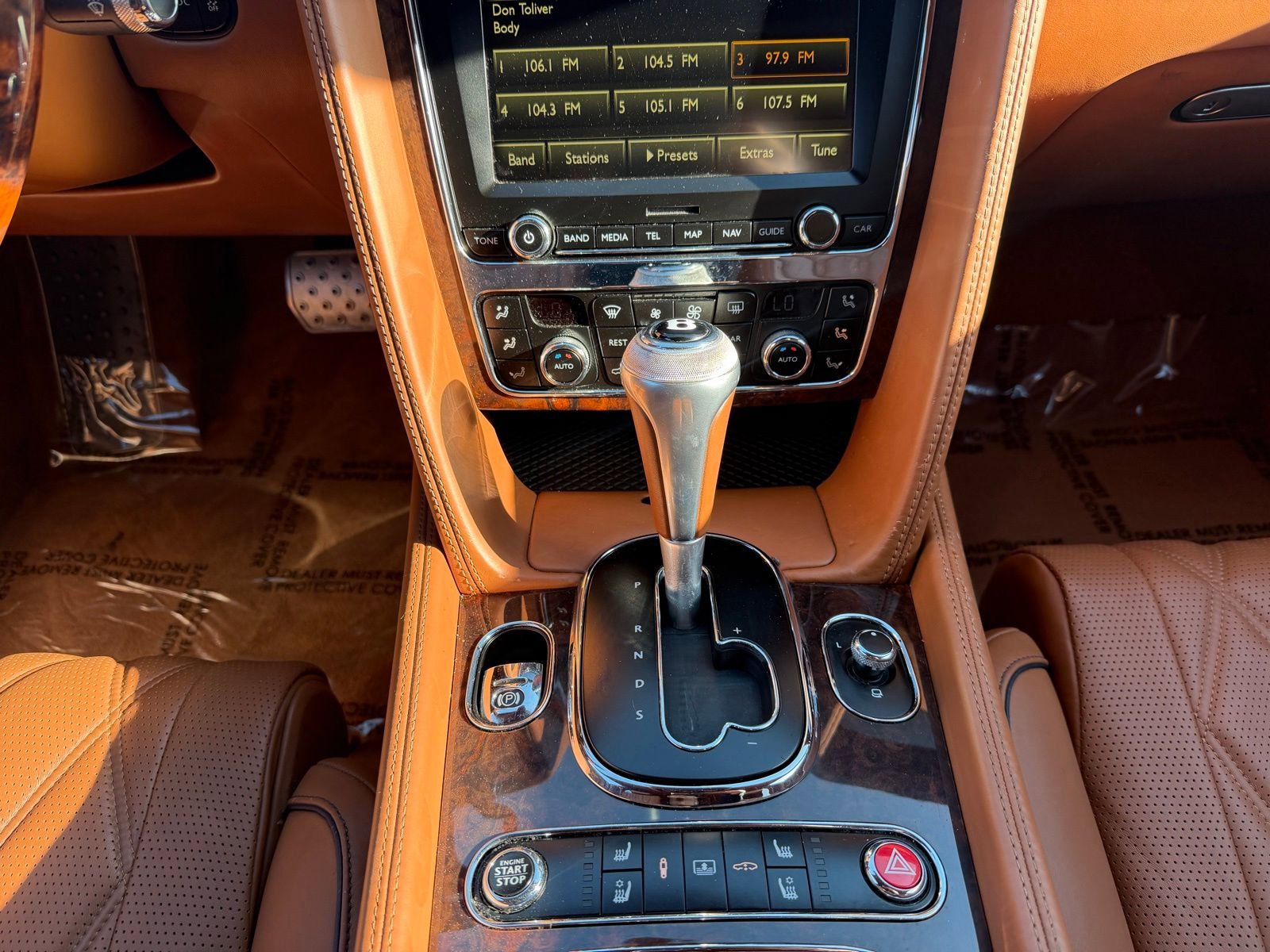 Used 2016 Bentley Flying Spur V8 image 14