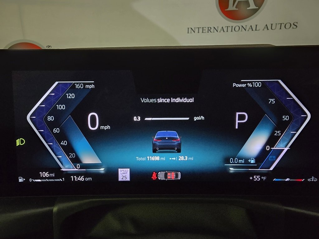 Used 2025 BMW 330i xDrive Sedan w/ M Sport Package image 21