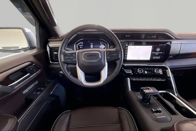 Used 2024 GMC Sierra 1500 Denali w/ Technology Package AWD/4WD image 8