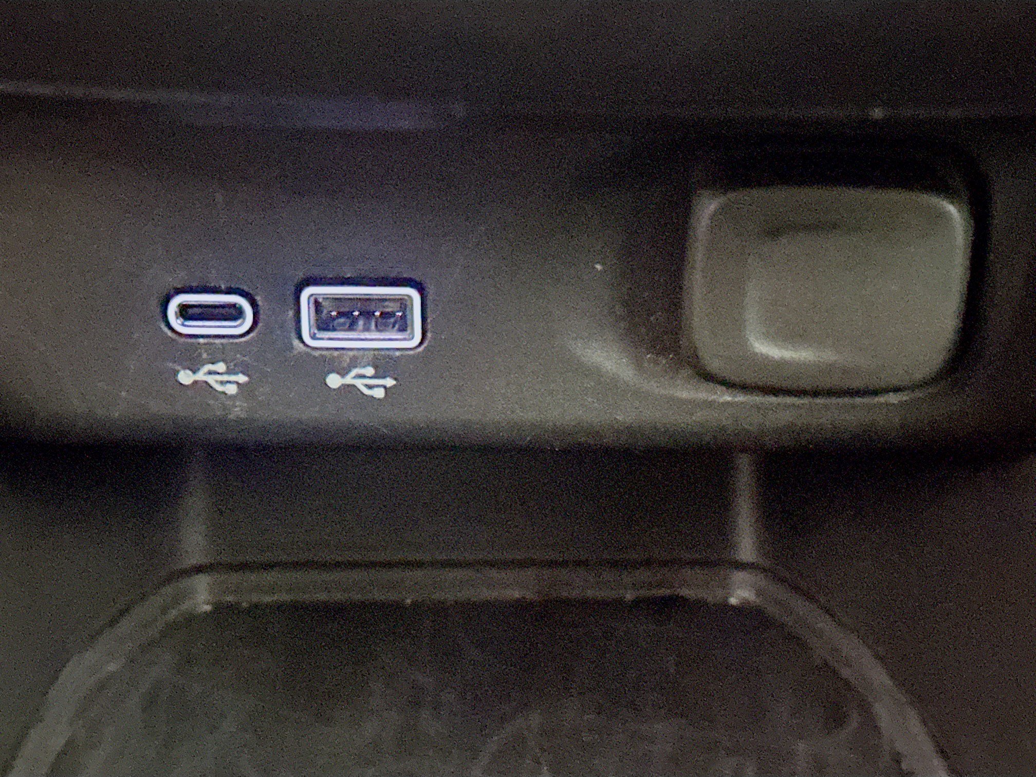 Used 2025 Buick Envista Sport Touring image 25