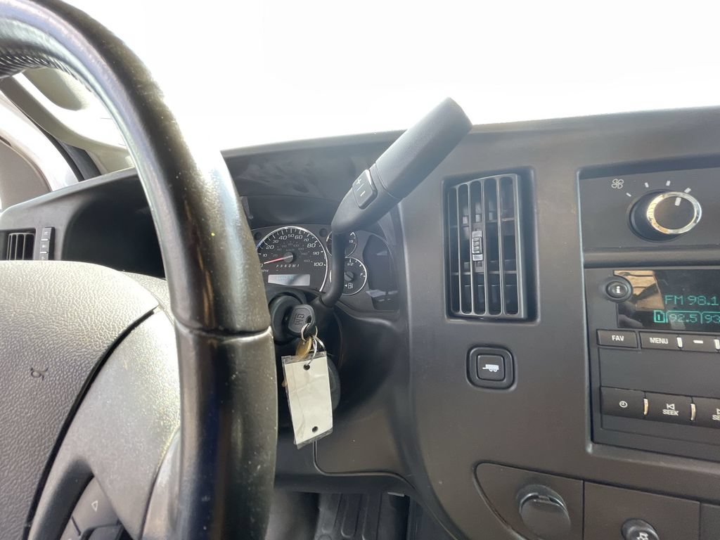 Used 2022 Chevrolet Express 3500 w/ Power Convenience Package RWD image 16