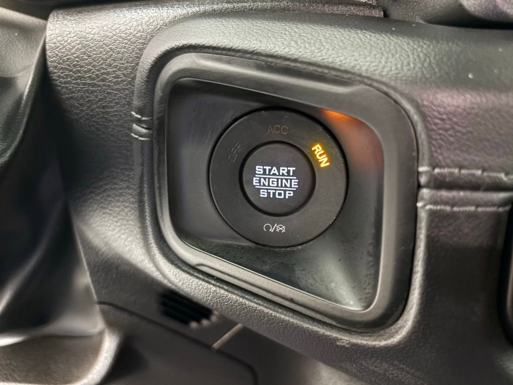 Used 2024 Jeep Wrangler Unlimited Rubicon AWD/4WD image 26