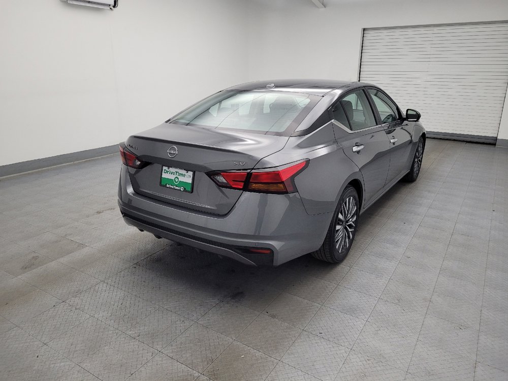 Used 2024 Nissan Altima 2.5 SV image 9