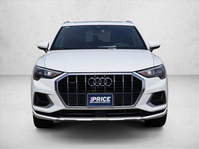 Used 2022 Audi Q3 2.0T Premium w/ Convenience Package AWD/4WD image 2