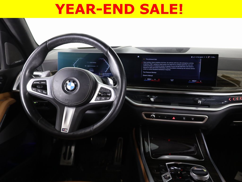 Used 2023 BMW X7 xDrive40i w/ Executive Package image 31