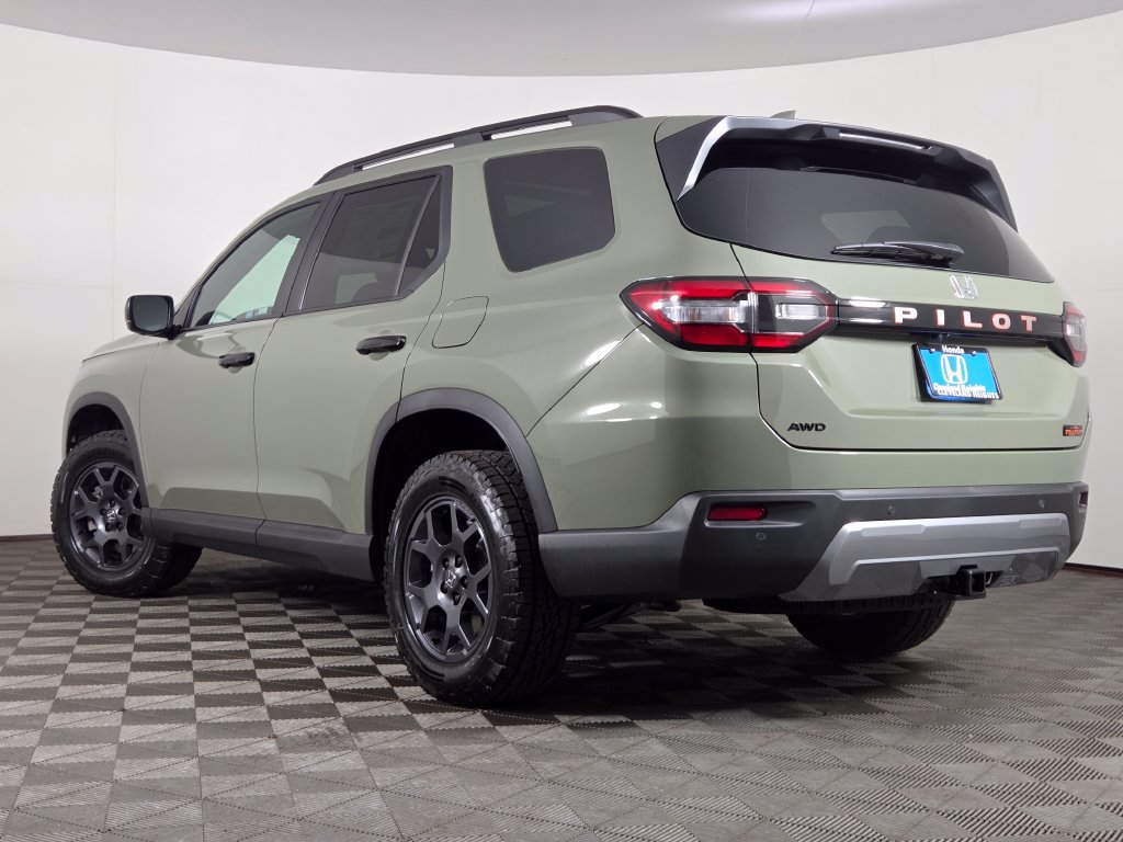 New 2026 Honda Pilot TrailSport image 13