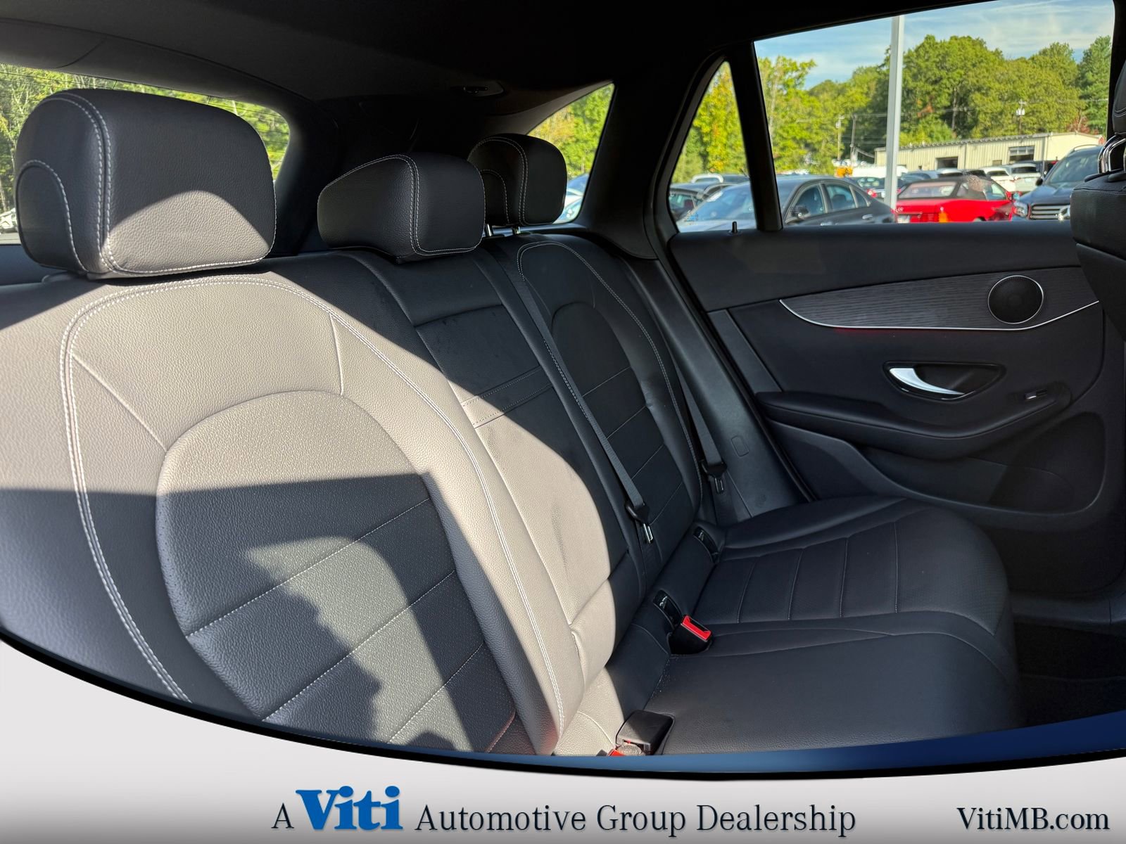 Used 2022 Mercedes-Benz GLC 300 4MATIC image 27