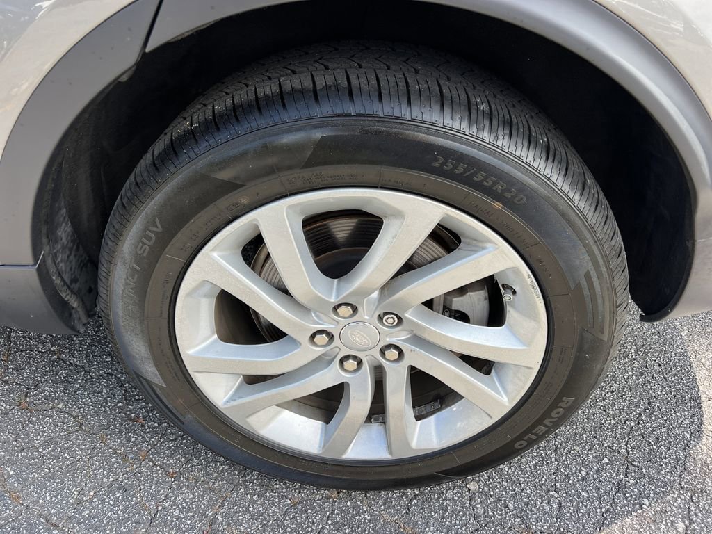 Used 2018 Land Rover Discovery HSE AWD/4WD image 15