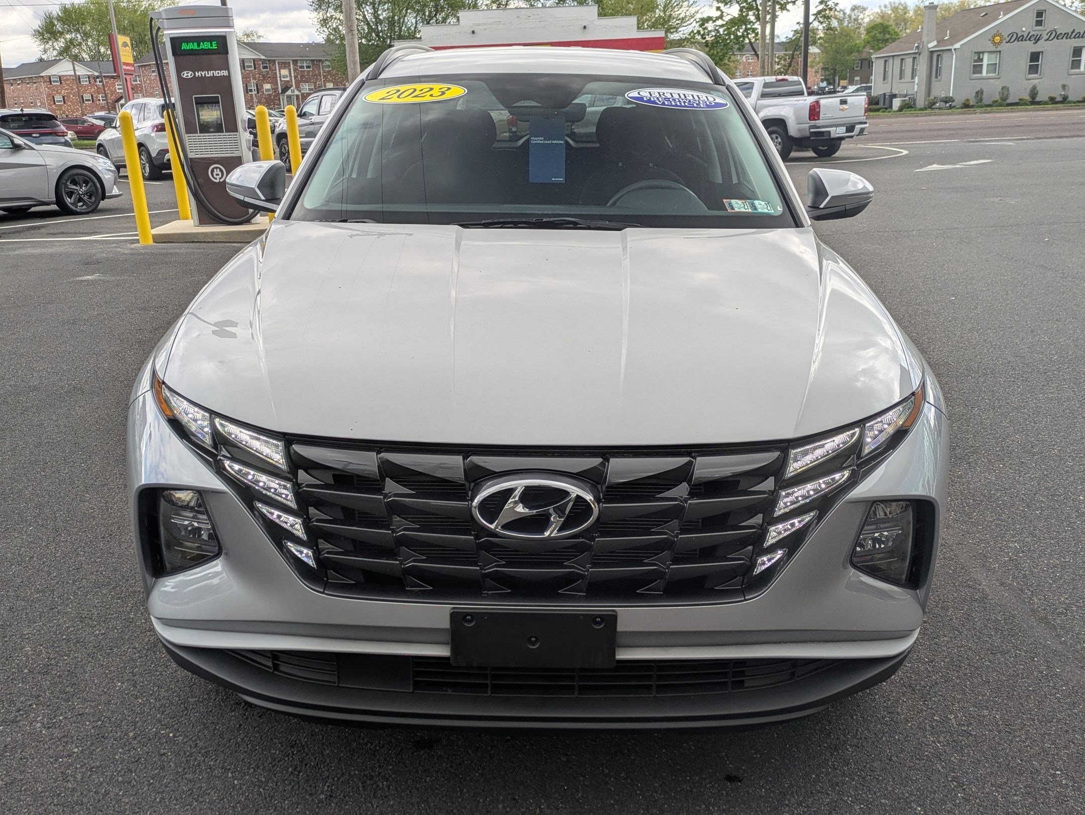 Certified 2023 Hyundai Tucson SEL AWD/4WD image 2