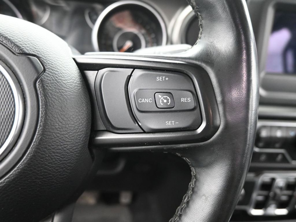 Used 2022 Jeep Gladiator Willys image 31