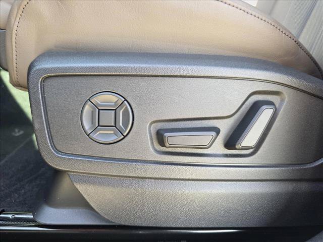New 2025 Audi Q5 Premium Plus w/ Premium Plus AWD/4WD image 15
