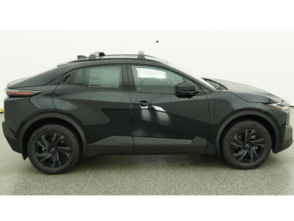 New 2026 Toyota C-HR AWD/4WD image 11
