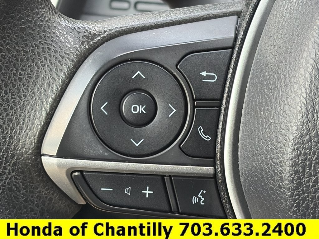 Used 2022 Toyota Camry LE FWD image 12