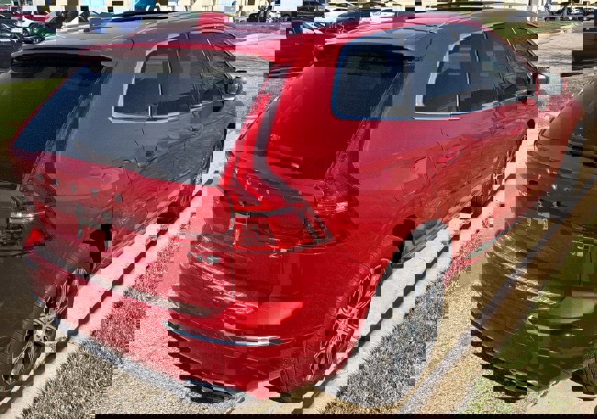 Used 2019 Volvo XC60 T6 Inscription w/ Protection Package Premier image 8