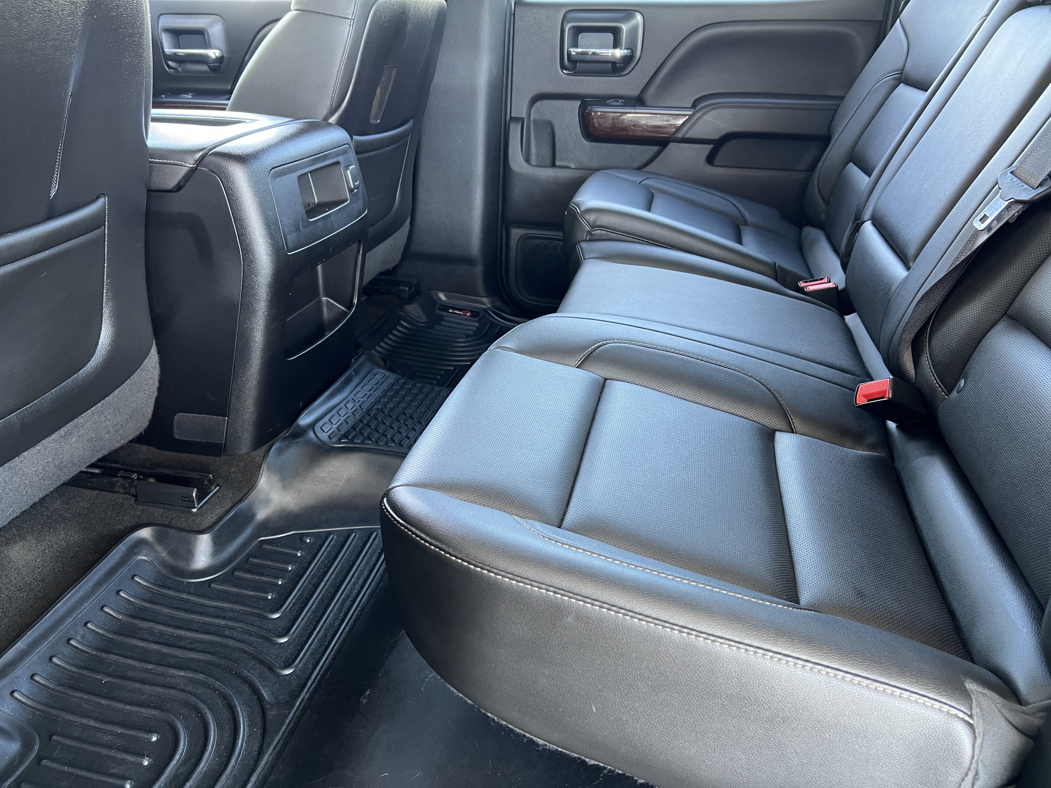 Used 2015 GMC Sierra 3500 SLT AWD/4WD image 17
