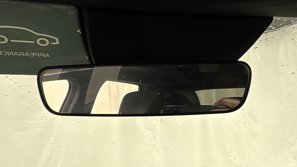 Used 2025 Kia Sportage X-Line w/ Premium Package image 32