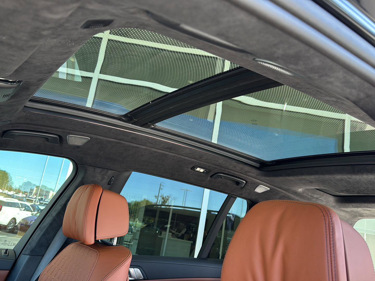 New 2026 BMW X7 M60i image 27