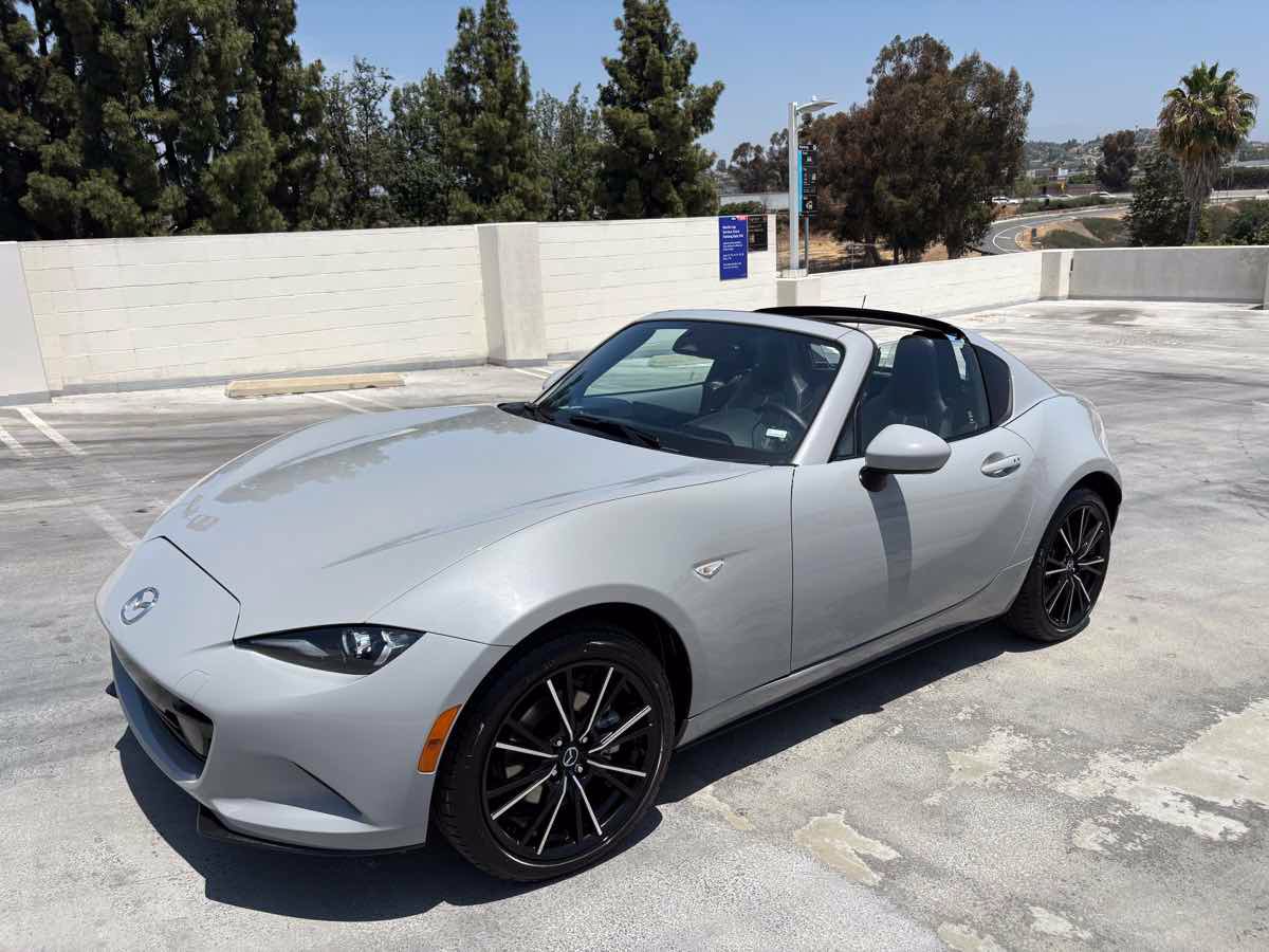 Used 2026 MAZDA MX-5 Miata RF Grand Touring RWD image 12