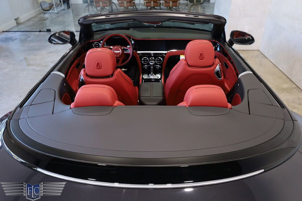 Used 2022 Bentley Continental GT image 18