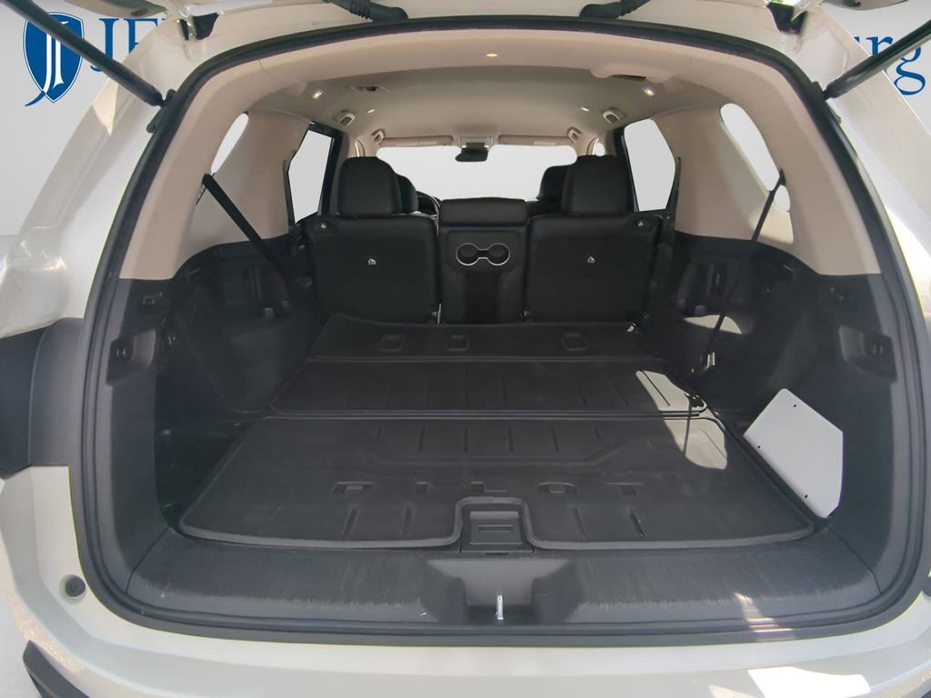 Used 2023 Honda Pilot EX-L image 10