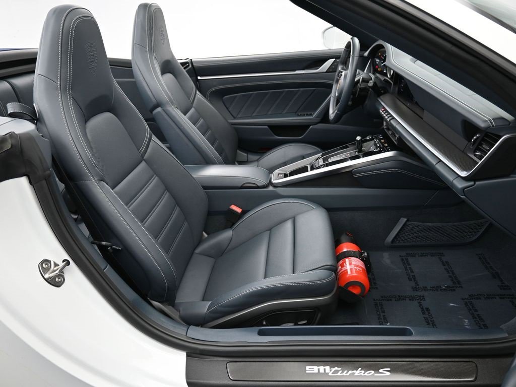 Used 2022 Porsche 911 Turbo S image 8