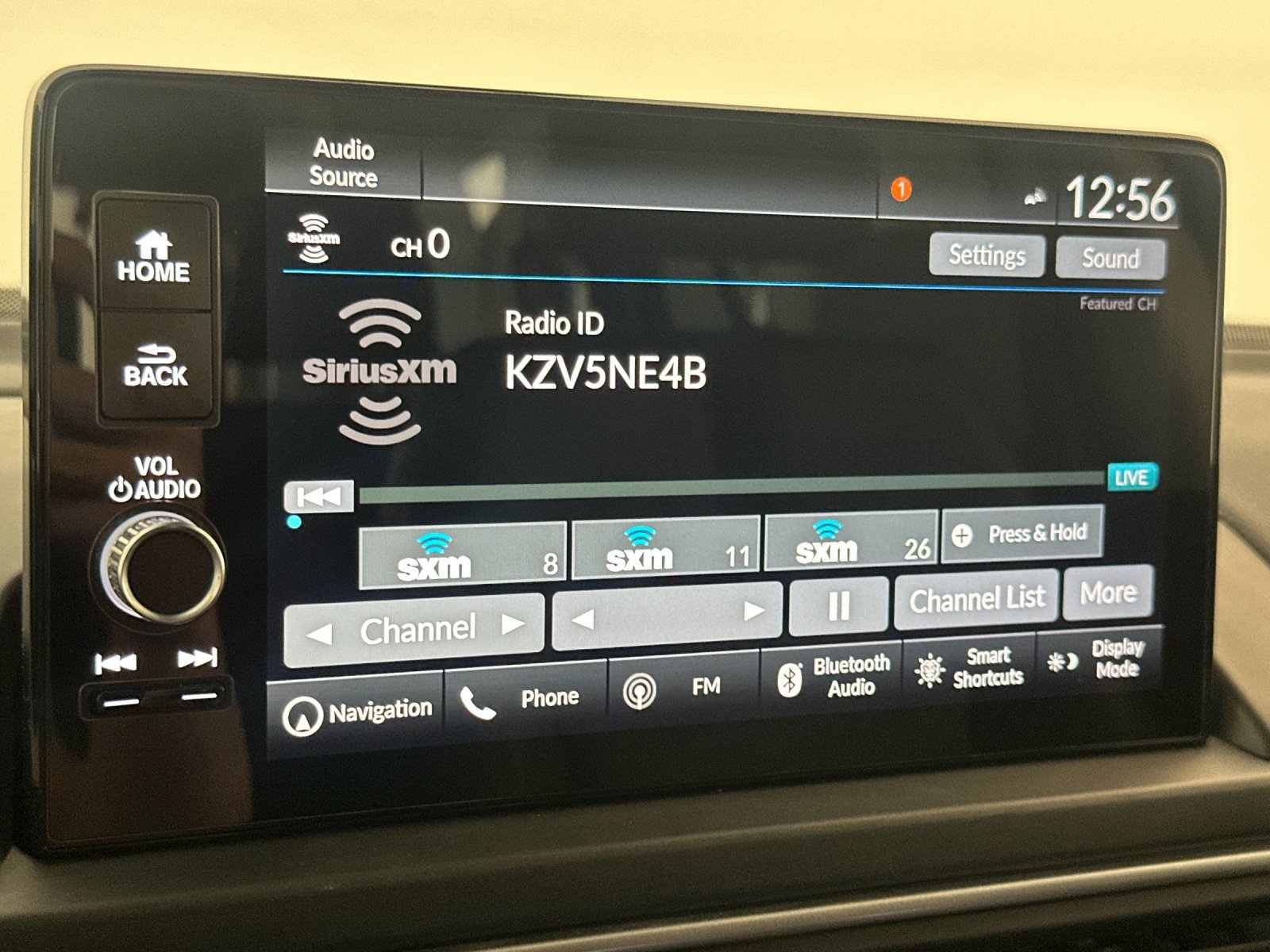 Used 2024 Honda Pilot Touring image 18