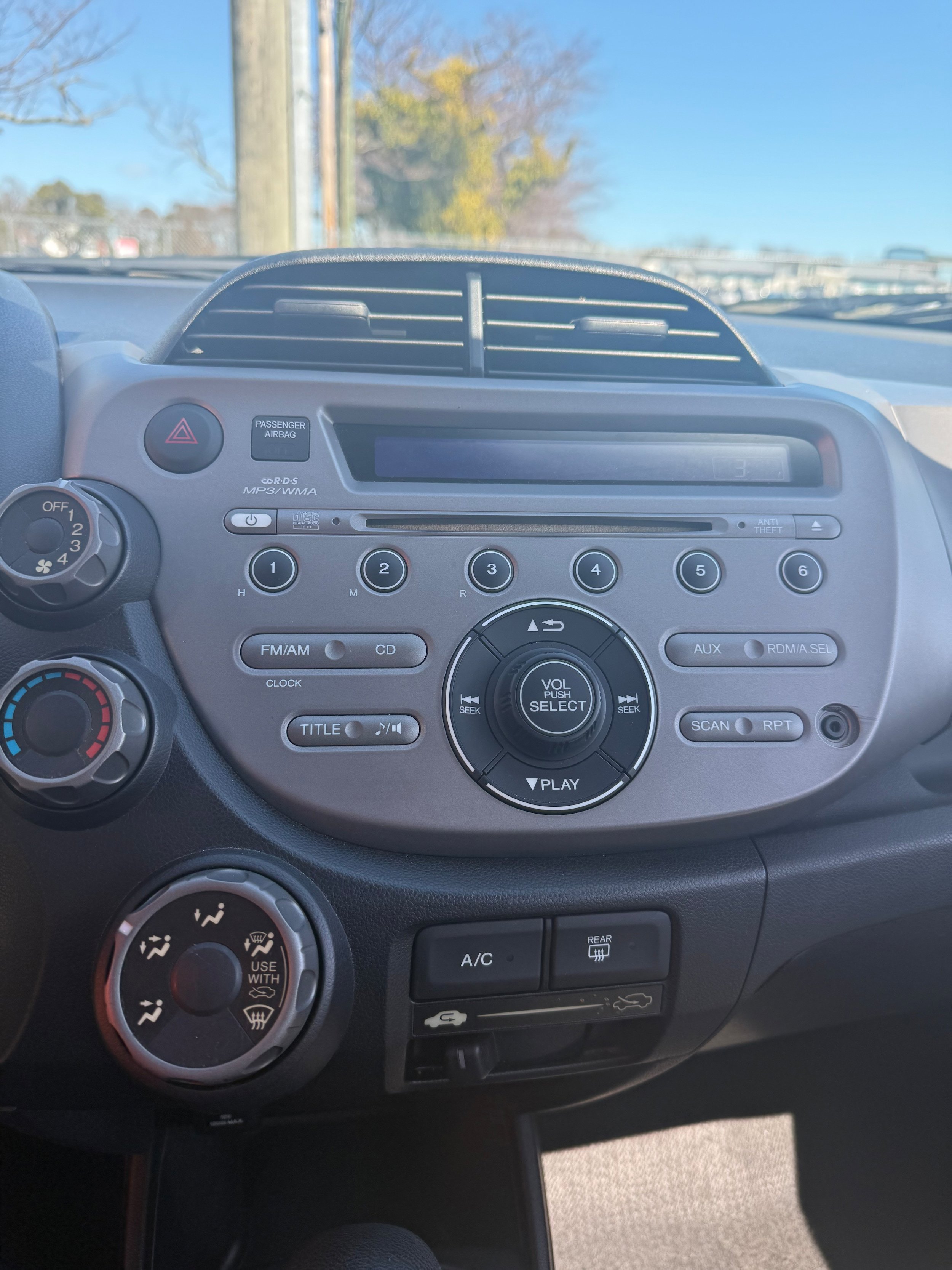 Used 2013 Honda Fit image 3