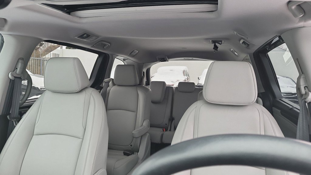 Used 2024 Honda Odyssey EX-L image 13