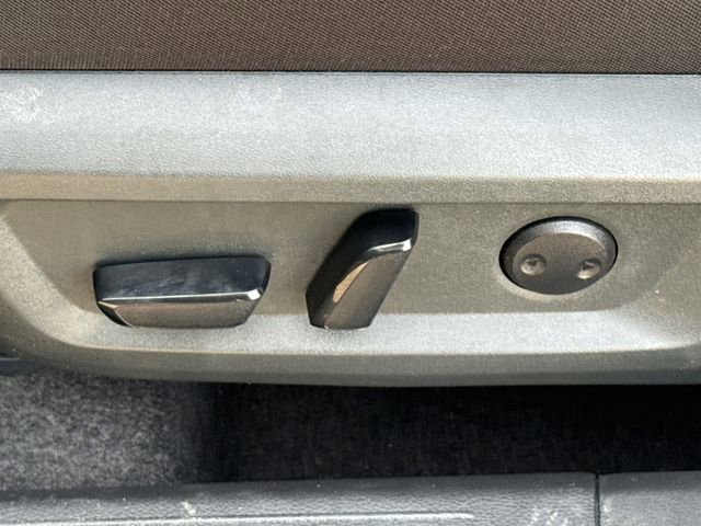 Used 2024 Nissan Rogue SV FWD image 21