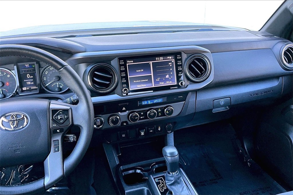 Certified 2023 Toyota Tacoma TRD Off-Road image 10