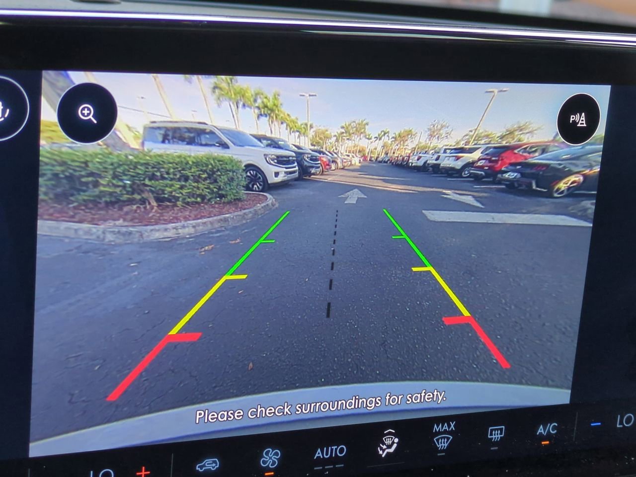 Used 2023 Lincoln Corsair Reserve w/ Towing Package image 20